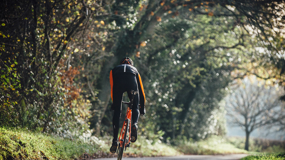 Time triallist looks to 10-mile record after riding staggering sub 20-minute on a road bike